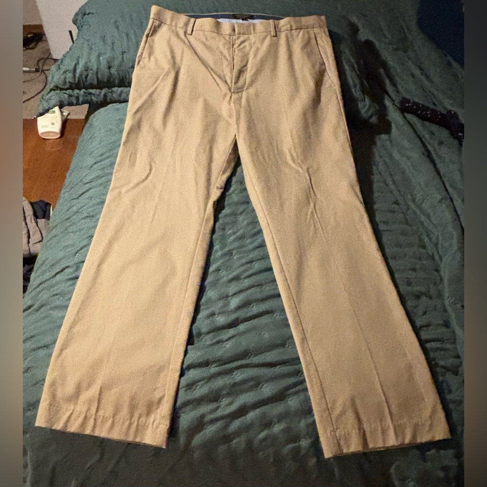 NWT Banana Republic Khakis Non Iron Tailored Slim Fit Pants Sz 36x32